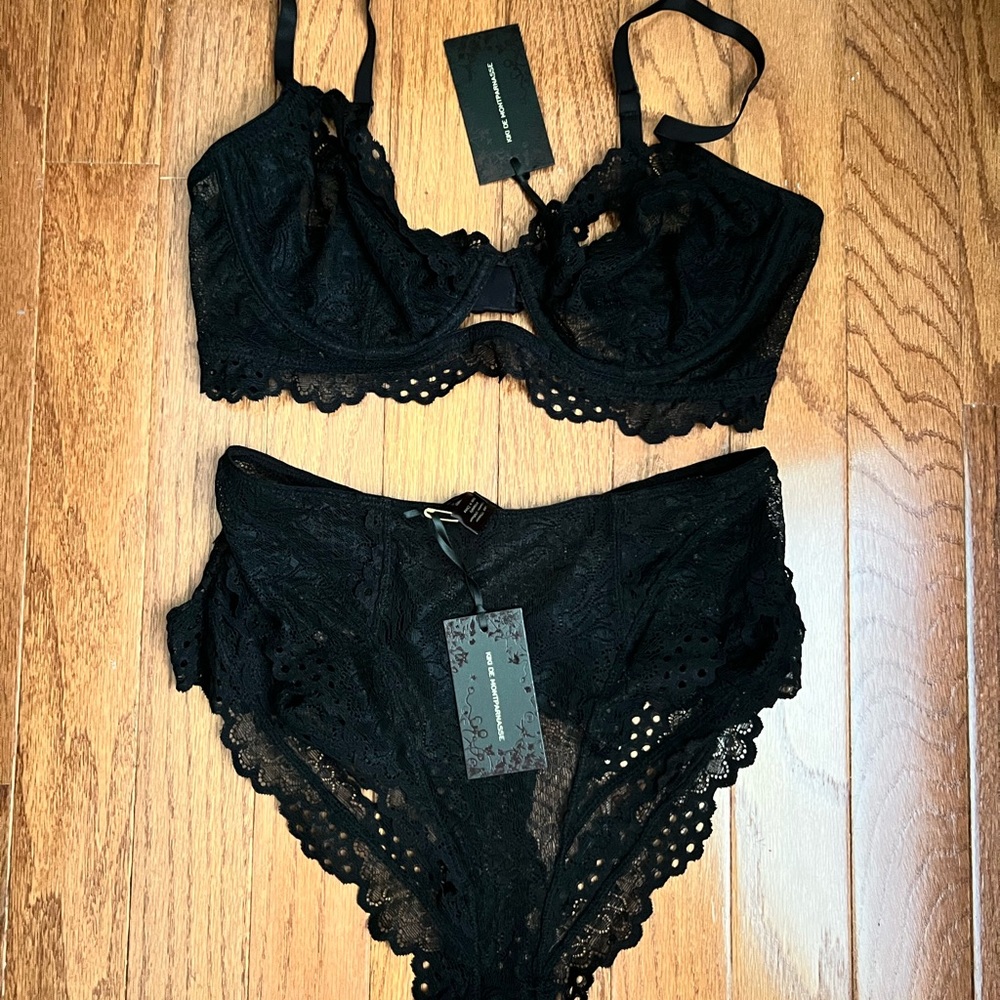 Elegant Black Lace Lingerie Set